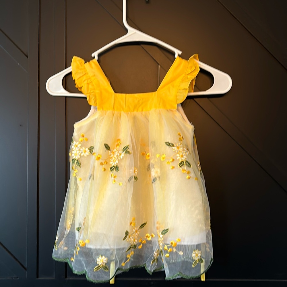 Flower Dress 9-12 months